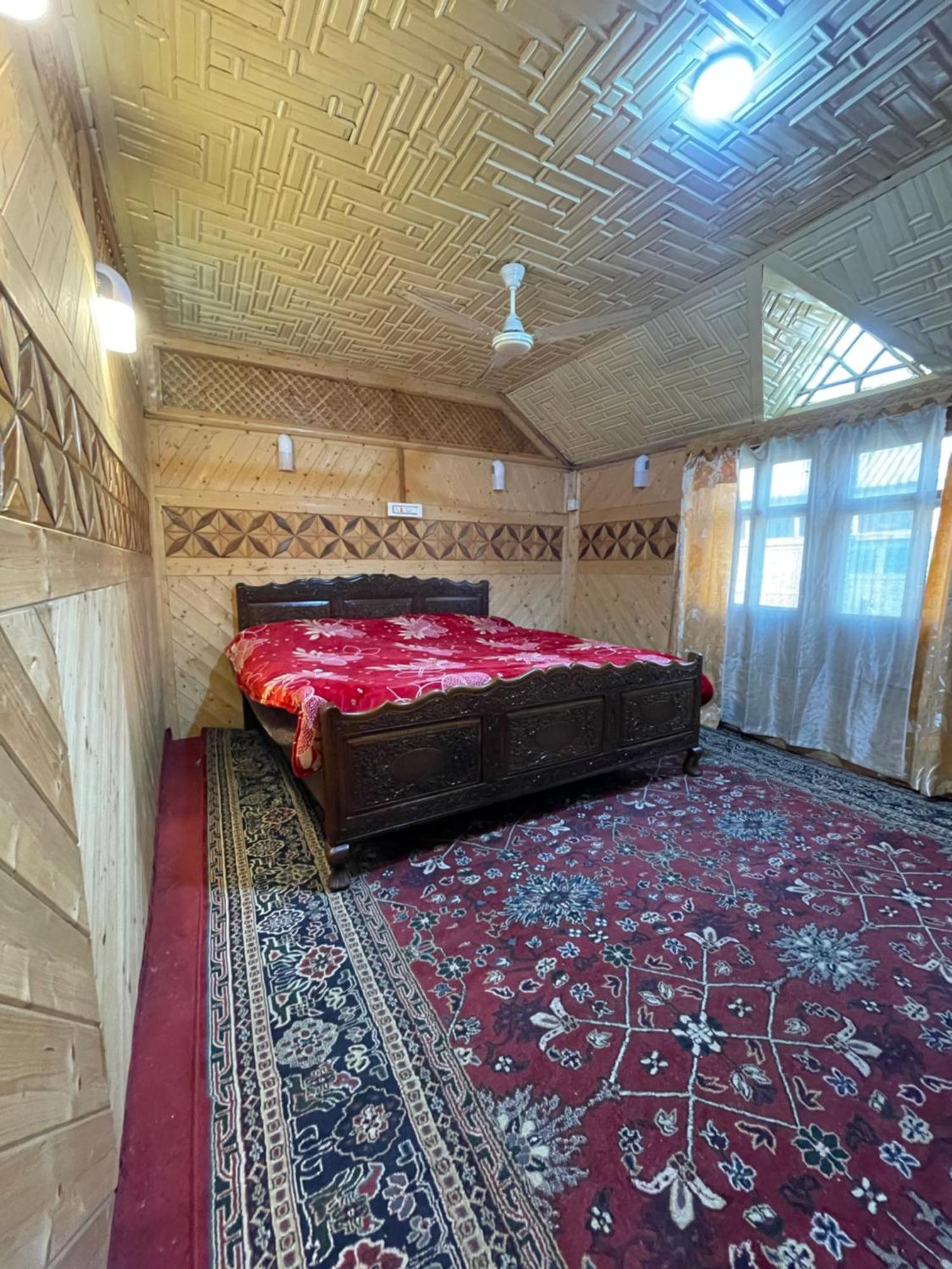 The Heritage Safina Group Of Houseboats Srinagar  Luaran gambar